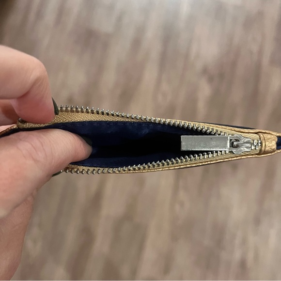 {Gap} Card Case Wallet - Picture 5 of 5